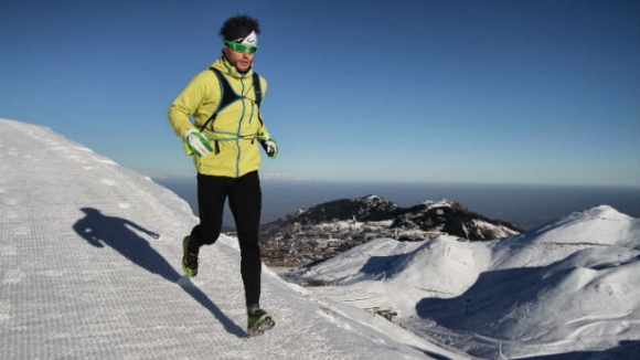 Una delle passioni di Nico è la corsa sulla neve. Odia le ciaspole, infatti non le usa.