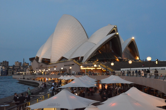 L'Opera House all'ora dell'aperitivo.